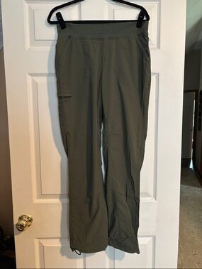 Title Nine Women's Olive Green Clamber Hiking Pants
